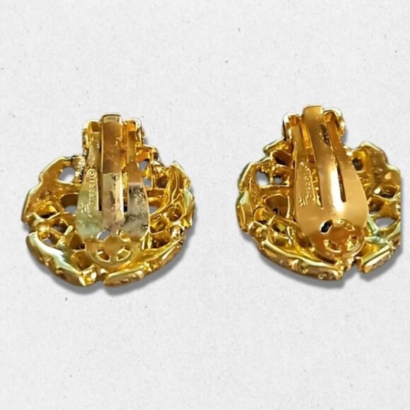Vintage Crown Trifari Basket Weave Earrings Rhinestone Accents Clip-On Gold OS - Picture 2 of 3